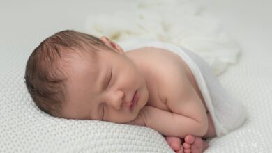 What Life Really Looks Like With a 3-Week-Old Baby