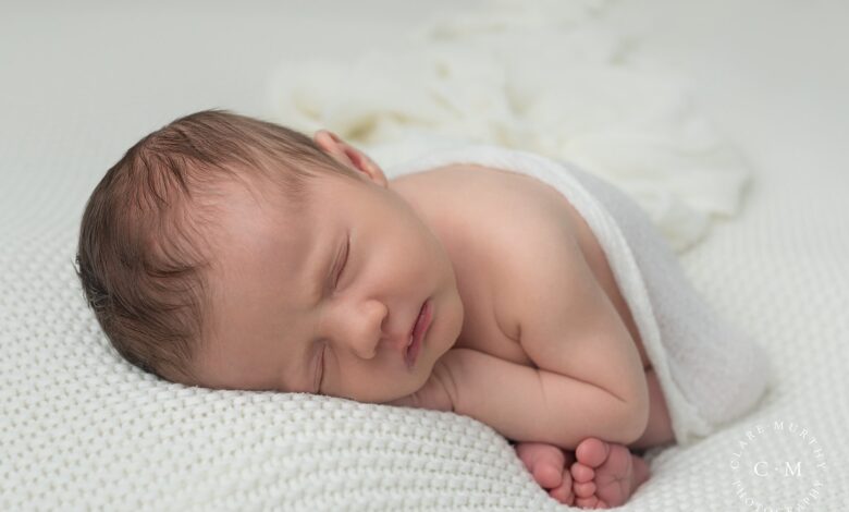 What Life Really Looks Like With a 3-Week-Old Baby