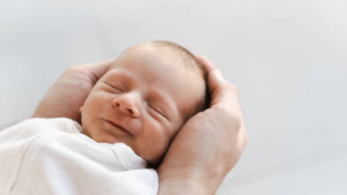 4-Week-Old Baby Milestones: Growth, Feeding, and Daily Changes